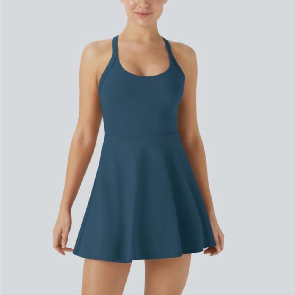 NWT HALARA Easy Peezy active dress M